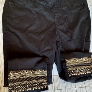 NWT Chicos Black Pants with Embroidered Detail